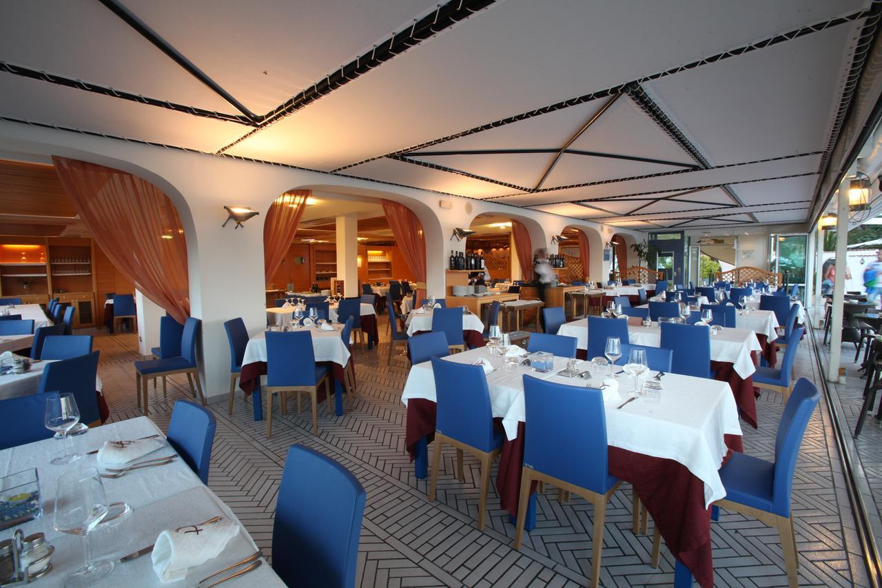 Hotel Gabbiano ซาน โดมิโน ภายนอก รูปภาพ